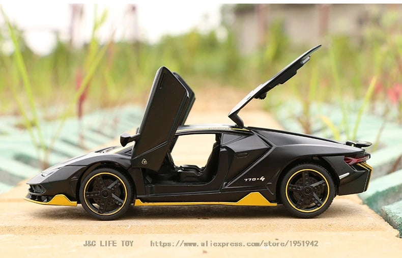 Lamborghini LP770 1:32 Modelo de carro esportivo